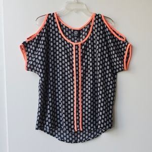 Bobeau Open Shoulder Top